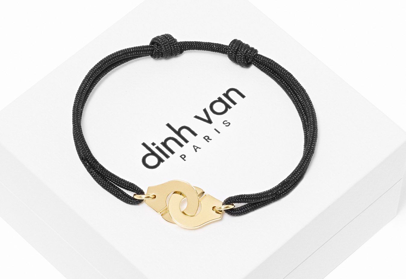 Cord bracelets dinh van in gold and set with diamonds | dinh van